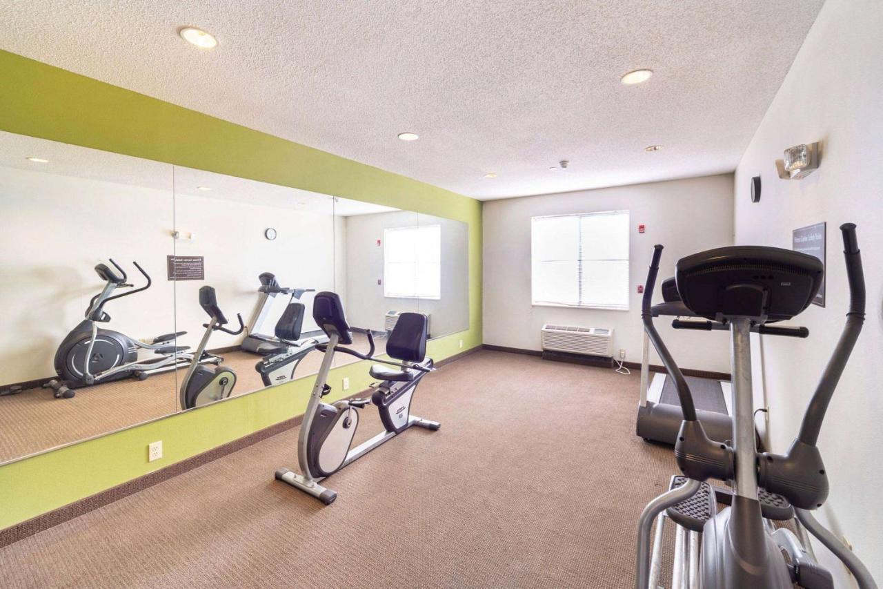 Ramada By Wyndham Ms Hotel 2*